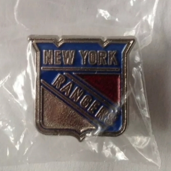 NHL New York RANGERS Collector's Pin Memorabilia Nickel Plated Hockey Fan Blue - Picture 1 of 4